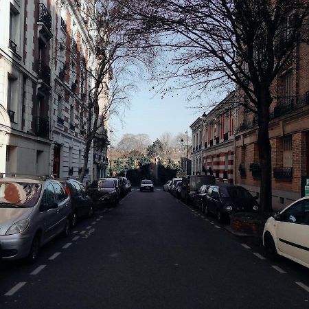 Studio Situe Dans Un Quartier Calme Et Residentiel A Montrouge A Seulement 2 Minutes Du Metro Екстериор снимка